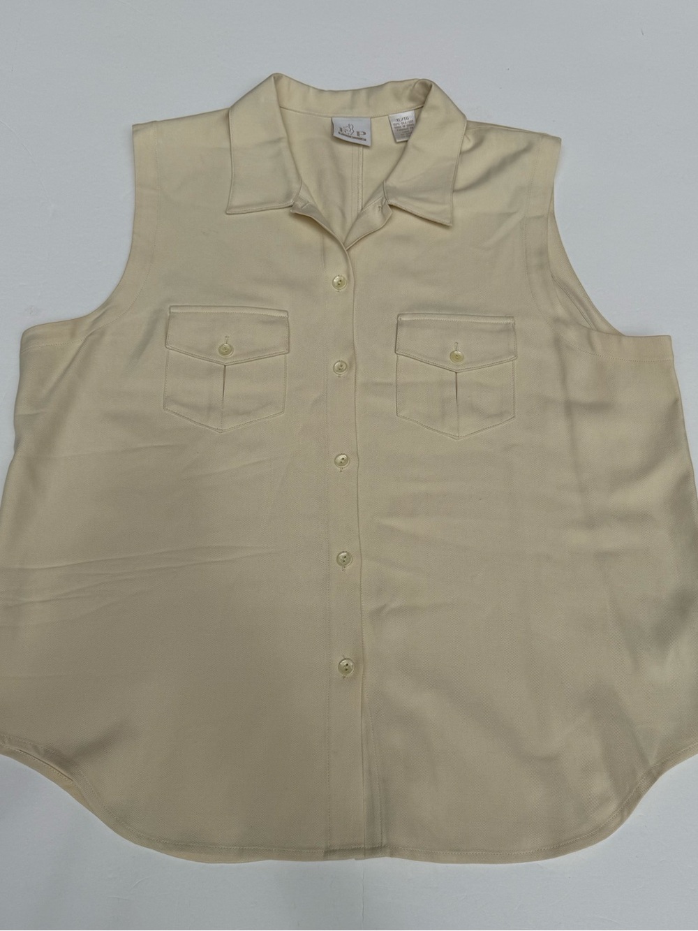 EP Pro 100% Silk Butter Yellow Sleeveless Button Front Blouse Size XL